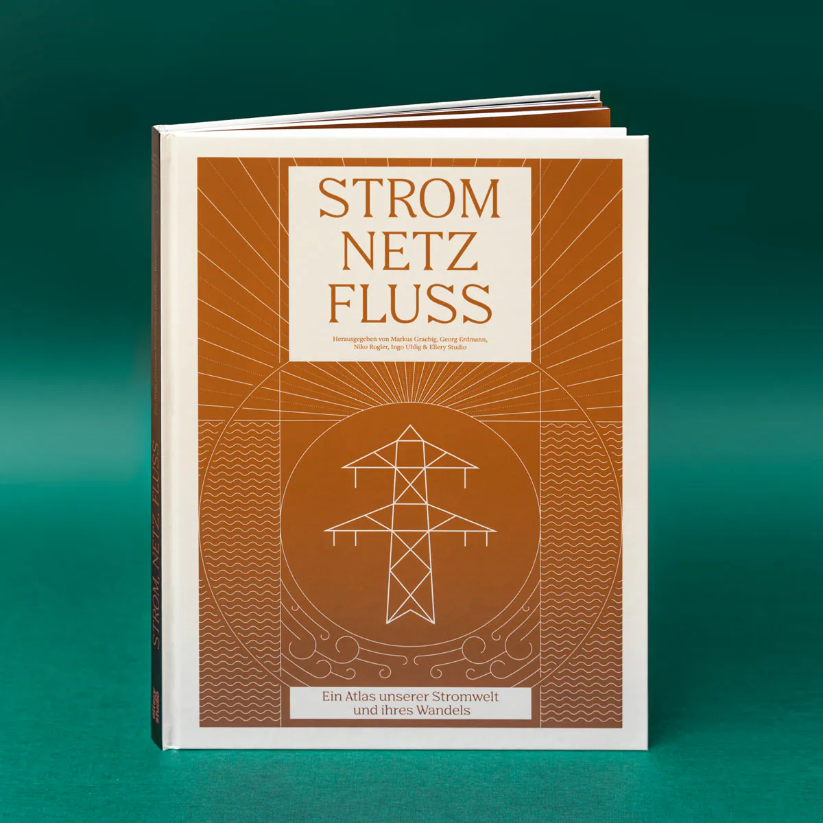 Doppelseite der gedruckten Publikation 1 – Atlas „Strom, Netz, Fluss“